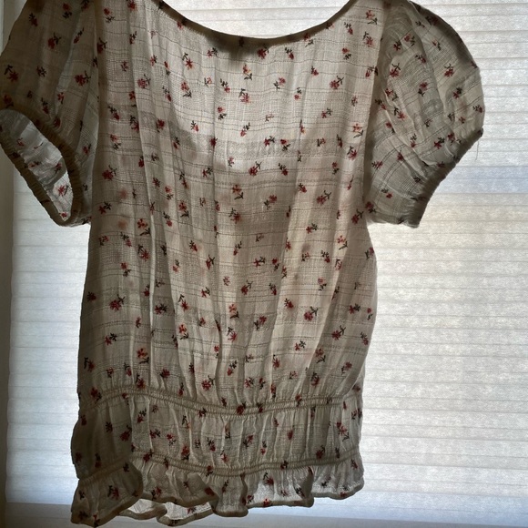 American Eagle blouse. - Picture 4 of 5